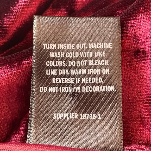 City Streets Burgundy Velvet Shift Dress Laced Neck Sz 1X Whimsygoth Valentines - Picture 7 of 7